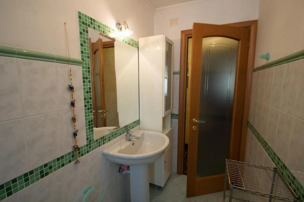 Yellow House Savona Apartment
